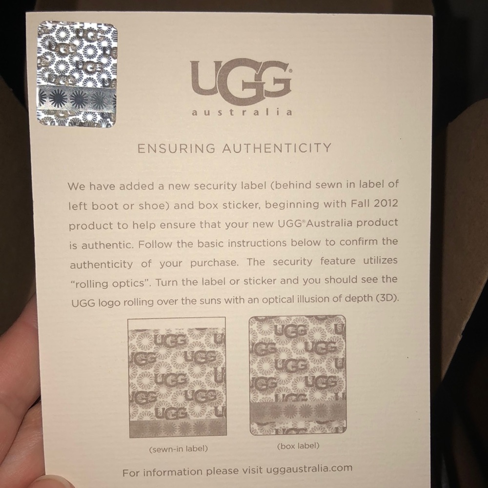 UGG I Cassie Leopard Booties - Picture 4 of 6
